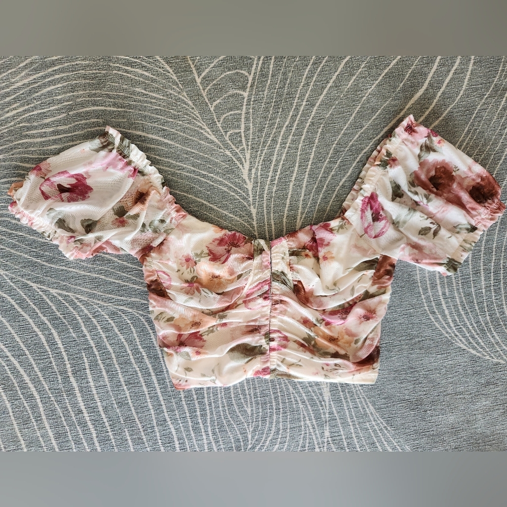 Forever 21 Ruffle Floral Off Shoulder Top